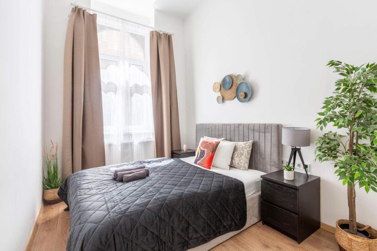Cozy & Pleasant Homes In The Heart Of Budapest Exterior foto